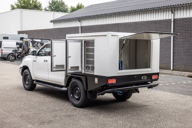 Toyota Hilux Double Cab K9 Transporter