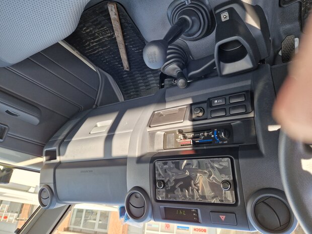 Toyota Landcruiser HZJ79 4x4 SC Pick-up available