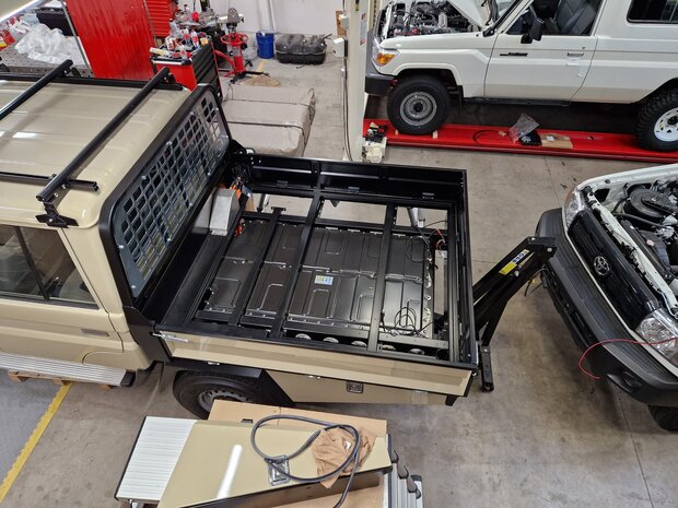 FD Electric Toyota Landcruiser 70 Series battery position
