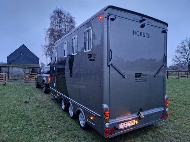 Exclusive Equi-Trek Multi Treka 3 Horse trailer