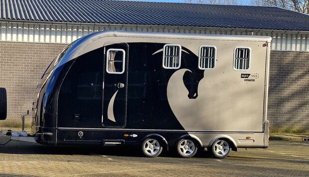 Exclusive Equi-Trek Multi Treka 3 Horse trailer