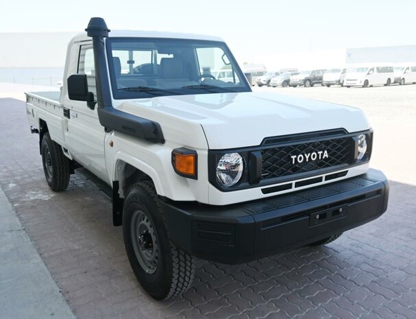 TOYOTA LANDCRUISER GDJ79 SINGLE CAB 2.8 DIESEL 40TH ANNIVERSARY