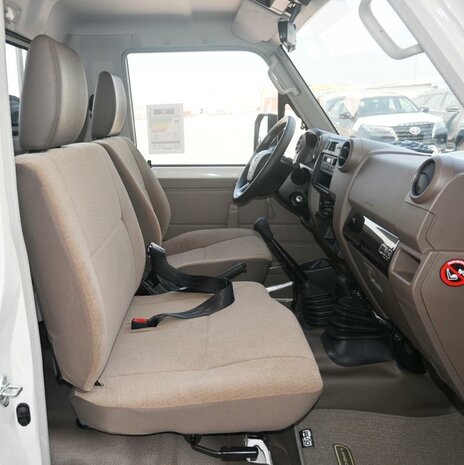 TOYOTA LANDCRUISER GDJ79 SINGLE CAB 2.8 DIESEL 40TH ANNIVERSARY