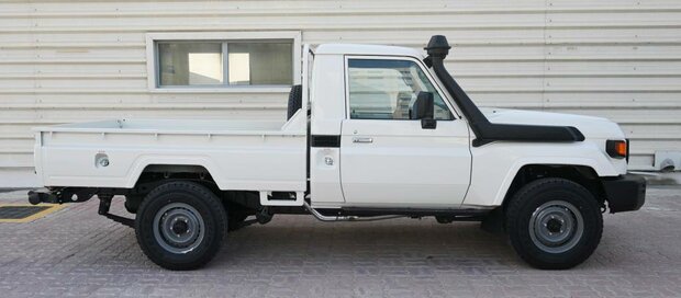 Toyota Landcruiser HZJ79 4x4 SC Pick-up available